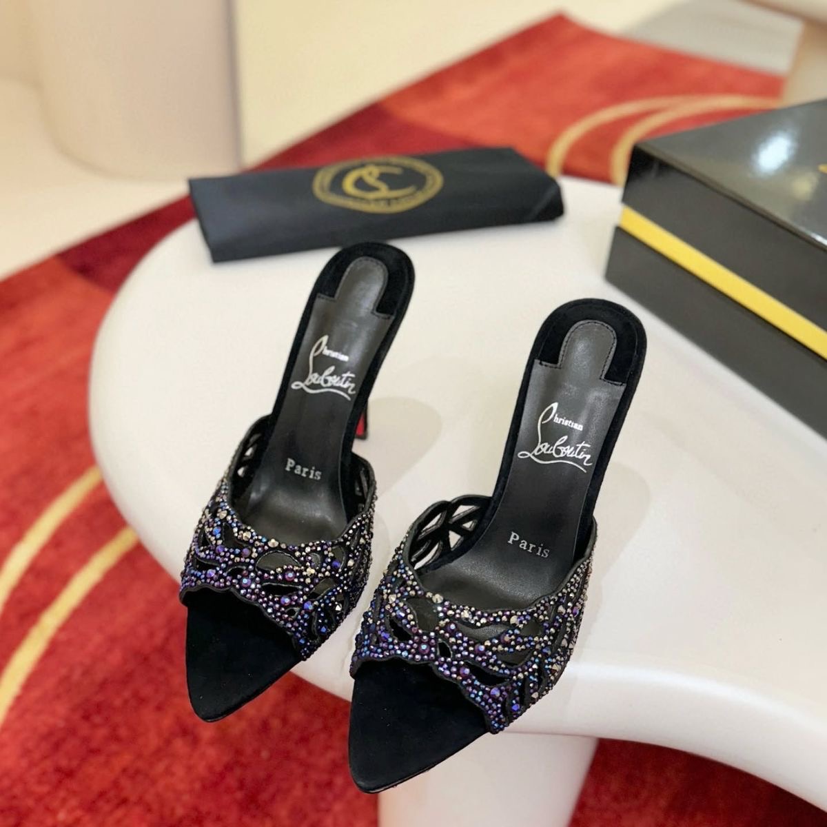 Christian Louboutin Laserra Strass