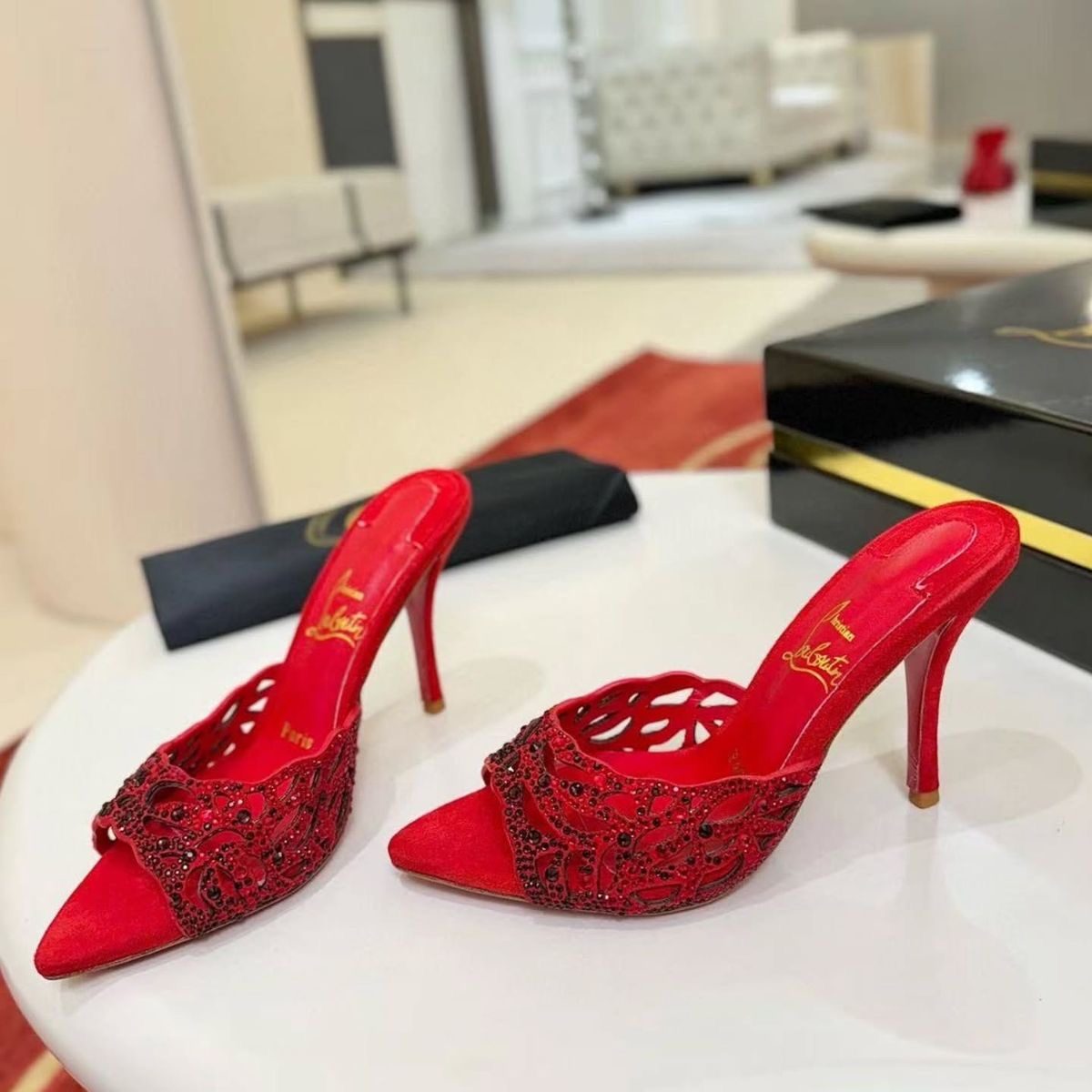 Christian Louboutin Laserra Strass