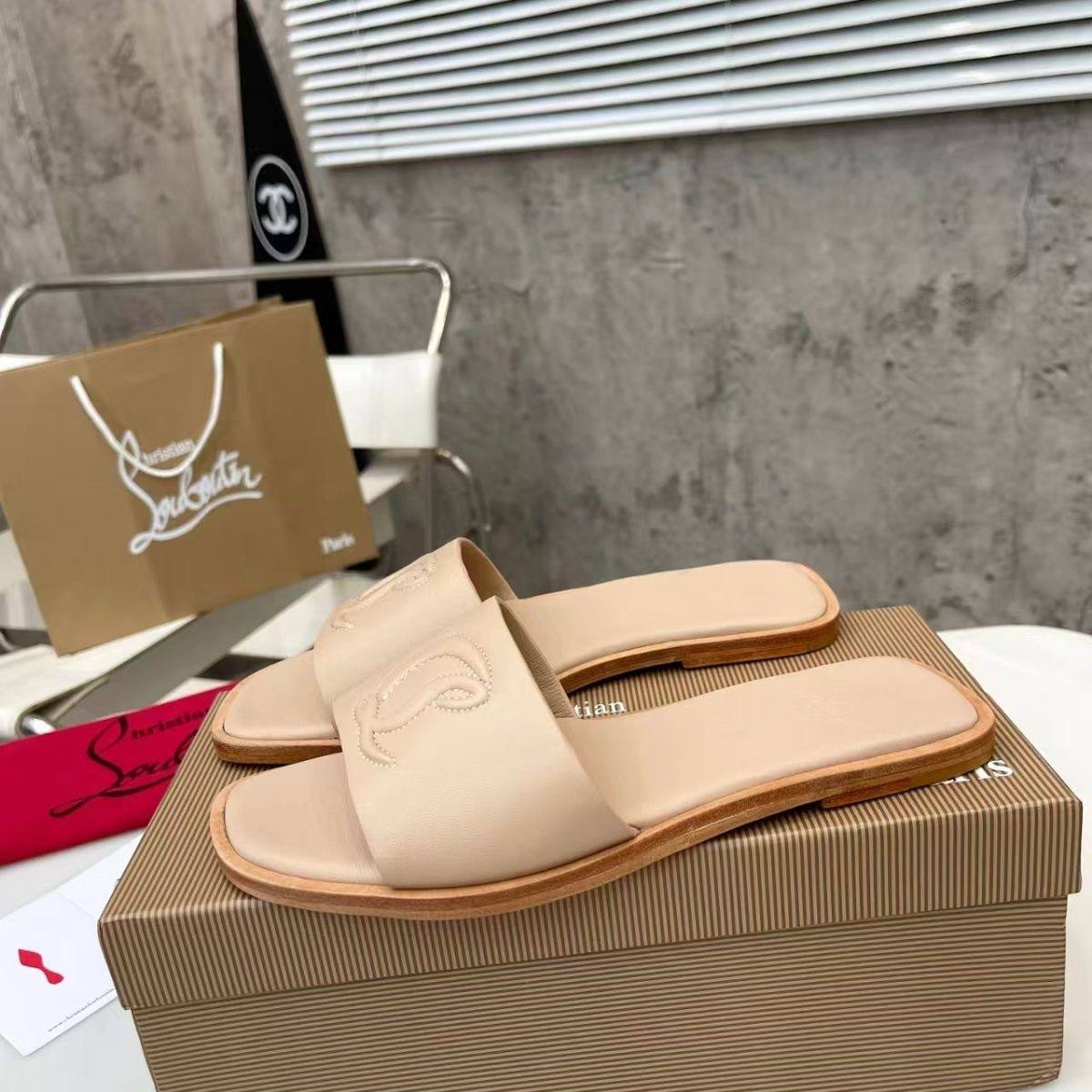 Christian Louboutin Flat Sandal
