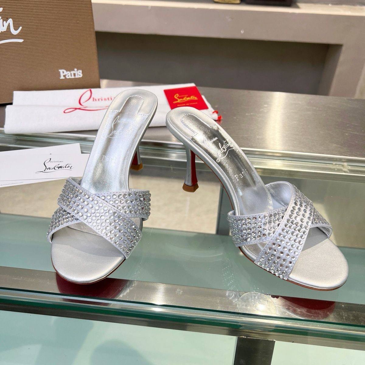 Christian Louboutin Mariza Is Back