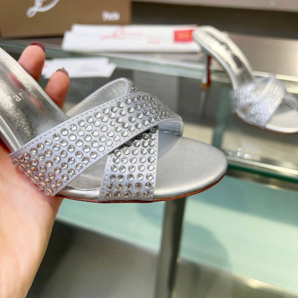 Christian Louboutin Mariza Is Back