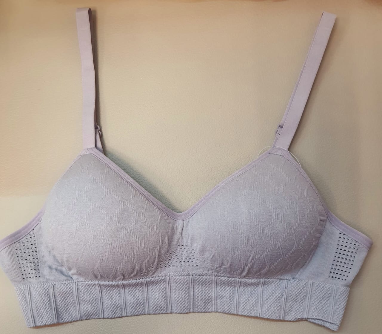 BRA HARIAN