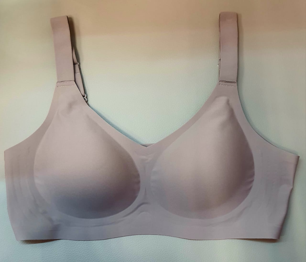 BRA SEAMLESS CODE #058